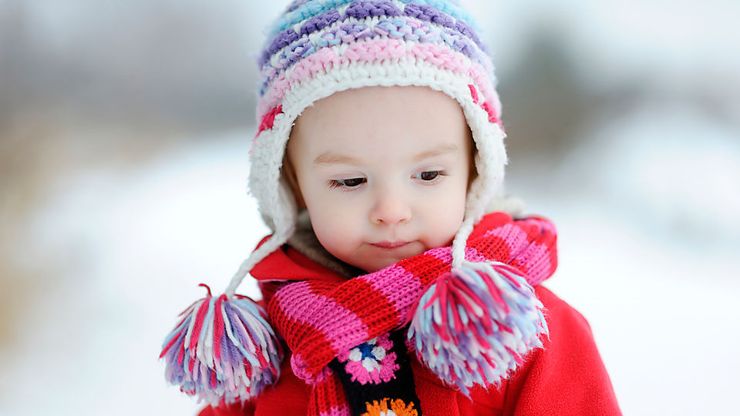 ठण्ड मैं बीमारी से बच्चों को बचाएं - how to protect children in winter